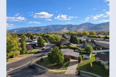 2255 Sorrento Dr, Woods Cross, UT 84087 - Photo 2