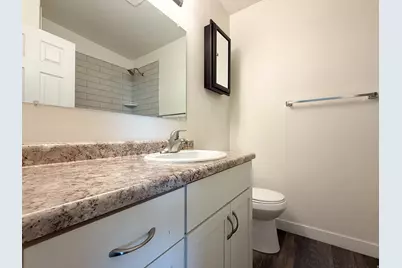 2255 Sorrento Dr, Woods Cross, UT 84087 - Photo 14