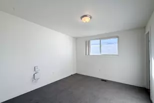 2255 Sorrento Dr, Woods Cross, UT 84087 - Photo 8
