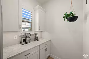 4934 S Beverly Ct E, Holladay, UT 84117 - Photo 12