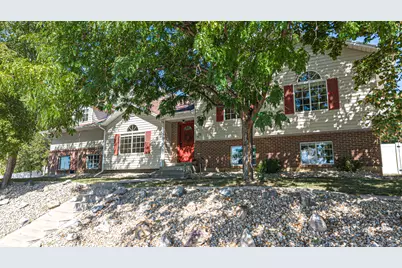 718 N Murdock Dr E, Pleasant Grove, UT 84062 - Photo 18