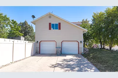 718 N Murdock Dr E, Pleasant Grove, UT 84062 - Photo 30