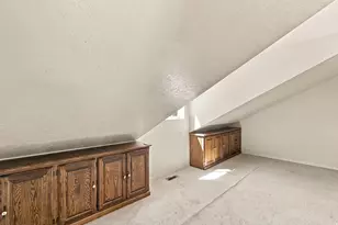 718 N Murdock Dr E, Pleasant Grove, UT 84062 - Photo 24