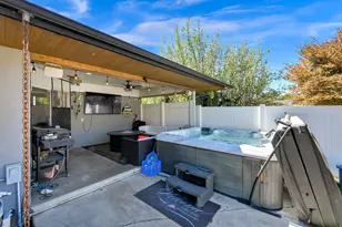 1003 E Maple St, Mapleton, UT 84664 - Photo 24