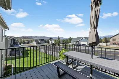 72 W Parkside Loop S, Elk Ridge, UT 84651 - Photo 24