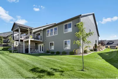 72 W Parkside Loop S, Elk Ridge, UT 84651 - Photo 2