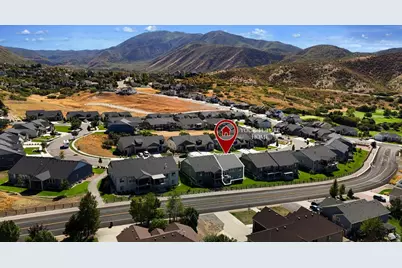 72 W Parkside Loop S, Elk Ridge, UT 84651 - Photo 32