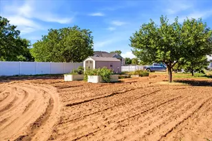 1326 W 800 N, Clinton, UT 84015 - Photo 24