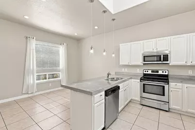 7947 S 5095 W, West Jordan, UT 84081 - Photo 12