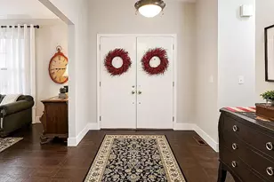 978 Oakwood Dr, Bountiful, UT 84010 - Photo 2