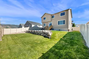 365 E 1970 N, Tooele, UT 84074 - Photo 8