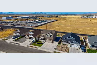 365 E 1970 N, Tooele, UT 84074 - Photo 36