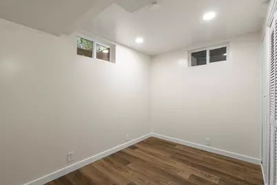 4365 S 2990 E, Holladay, UT 84124 - Photo 32