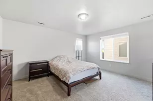 879 W Hexham Dr N, North Salt Lake, UT 84054 - Photo 30