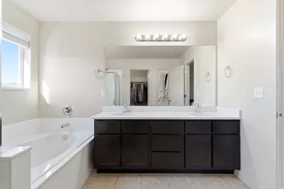 879 W Hexham Dr N, North Salt Lake, UT 84054 - Photo 36