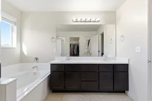 879 W Hexham Dr N, North Salt Lake, UT 84054 - Photo 36