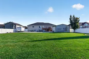 1434 W 1100 N, Farr West, UT 84404 - Photo 34