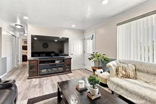 4957 W Lariat Dr S, West Valley, UT 84120 - Photo 16