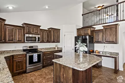 2246 N 225 W, Harrisville, UT 84414 - Photo 12