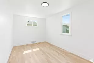372 E 400 N, Springville, UT 84663 - Photo 12