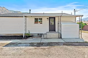 372 E 400 N, Springville, UT 84663 - Photo 24