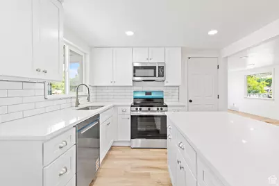 372 E 400 N, Springville, UT 84663 - Photo 10