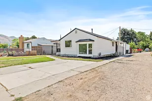 372 E 400 N, Springville, UT 84663 - Photo 2