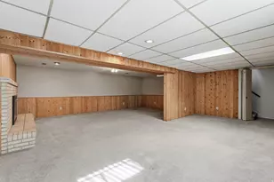 2524 E Camelback Rd, Cottonwood Heights, UT 84121 - Photo 32