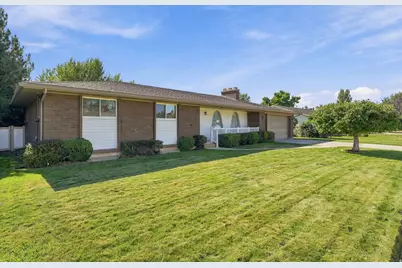 2524 E Camelback Rd, Cottonwood Heights, UT 84121 - Photo 4
