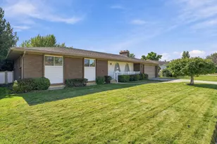 2524 E Camelback Rd, Cottonwood Heights, UT 84121 - Photo 4