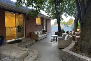 340 W Willow Ridge Cir N, Centerville, UT 84014 - Photo 10