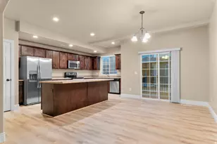 33 E 8330 S, Sandy, UT 84070 - Photo 10