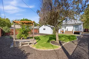 856 E Wilmington Ave, Salt Lake City, UT 84106 - Photo 32