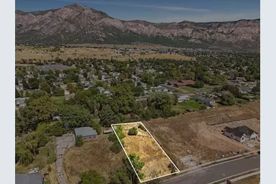 304 W 3275 N #46, Pleasant View, UT 84414 - Photo 4