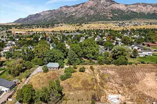 304 W 3275 N, Pleasant View, UT 84414 - Photo 2