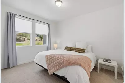 8373 S Iris Lumi Ln, Midvale, UT 84047 - Photo 12