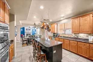 843 W 2400 N, West Bountiful, UT 84087 - Photo 4
