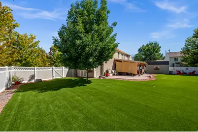 843 W 2400 N, West Bountiful, UT 84087 - Photo 32