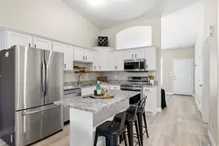 9480 S Hidden Point Dr, Sandy, UT 84070 - Photo 14