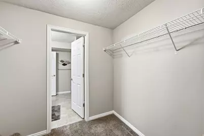 9480 S Hidden Point Dr, Sandy, UT 84070 - Photo 28