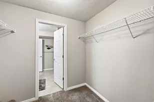 9480 S Hidden Point Dr, Sandy, UT 84070 - Photo 28