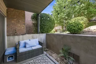 1241 E Cottonwood Hills Dr, Sandy, UT 84094 - Photo 4