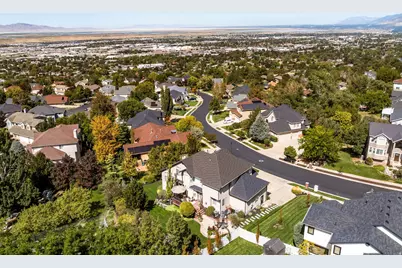 1026 E Springwood Dr, North Salt Lake, UT 84054 - Photo 46