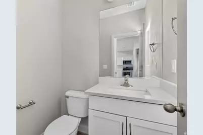 174 N 100 Loop W, Hurricane, UT 84737 - Photo 12