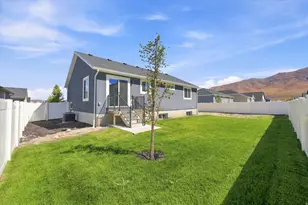2276 E Boxwood Ln, Eagle Mountain, UT 84005 - Photo 34
