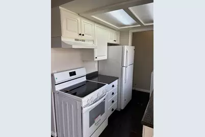 1079 N 200 W #5, Logan, UT 84341 - Photo 4