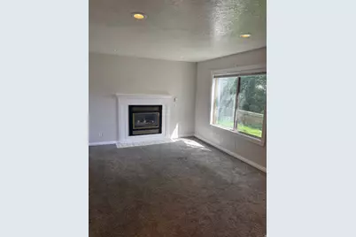 1079 N 200 W #5, Logan, UT 84341 - Photo 6