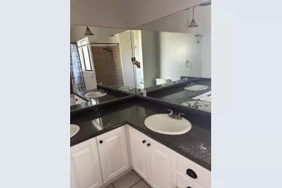 1079 N 200 W #5, Logan, UT 84341 - Photo 8