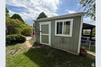 10492 S Columbine Way E, Sandy, UT 84094 - Photo 6