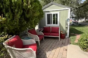10492 S Columbine Way E, Sandy, UT 84094 - Photo 2